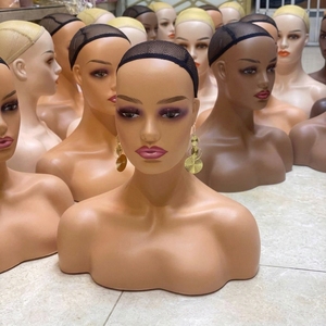 Maniquí de Medio Cuerpo con Cabeza y Hombros para Exhibición de Pelucas, Cabeza de Maniquí Afroamericana Femenina - Product Image 1