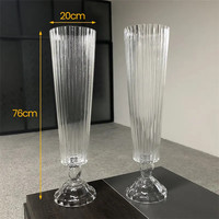 Fournitures de mariage à la maison Vase en verre transparent rayé Vase à fleurs décoratif Vase à fleurs côtelées pour centre de table