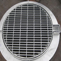 Grille en acier de forme spéciale, fabriquée sur mesure, galvanisée à chaud, pour plateforme d'accès industrielle irrégulière