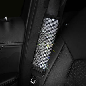 White Diamond Style Bling Car Decoration Shoulder Cover Juego de cubiertas de volante personalizadas - Product Image 5