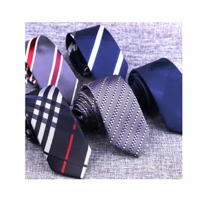 Jakarlı kravat toptan kumaş takım elbise giyim rahat şerit düz polyester ipek 6cm erkek kravat ince sıska