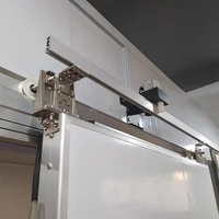 Portes de chambre froide coulissantes de haute qualité à ouverture et fermeture électriques ou manuelles pour entrepôts de stockage