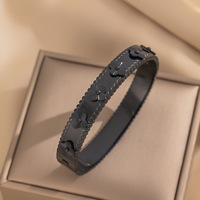 Nouvelle Mode Trèfle à Quatre Feuilles Bracelet en Acier Inoxydable pour Femme Plaqué Or 18K Colorfast Bracelet Tendance Cadeau Bijoux