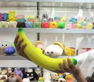 Nouveaux Squishies Géants et Doux en Forme de Banane pour Soulager le Stress, Jouets à Presser à Remontée Lente en TPR, Jouets Anti-Stress - Product Image 2