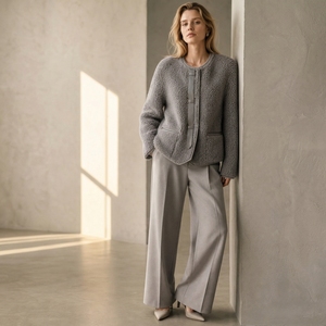 <span class=keywords><strong>Manteau</strong></span> court en laine Teddy pour <span class=keywords><strong>femme</strong></span>, <span class=keywords><strong>blanc</strong></span> crème, col rond, garniture en strass, boutons dorés en relief, vêtement d'extérieur ample pour l'hiver - Product Image 1
