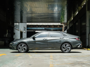 Nouvelle Hyundai Elantra 2026 1.5L CVT Automatique LHD Berline Compacte 115CV Essence 4 Portes GLX <span class=keywords><strong>LUX</strong></span> Prête à l'Expédition Exportation Chine - Product Image 4