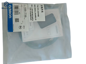 เซ็นเซอร์ไฟเบอร์สำหรับคอนโทรลเลอร์ PLC ของแท้ใหม่เอี่ยม รุ่น E32-T14L - Product Image 1