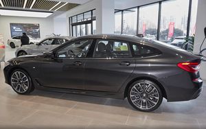 <span class=keywords><strong>BMW</strong></span> 6 Series (G32) 630d <span class=keywords><strong>X</strong></span> Drive M Sport 5dr Auto usado a la venta/<span class=keywords><strong>BMW</strong></span> 6 Series GT (2017 - <span class=keywords><strong>2022</strong></span>) Coche usado de lujo LHD a la venta - Product Image 2