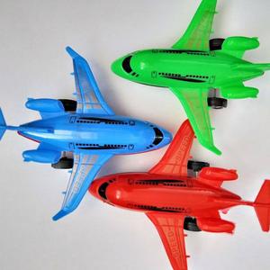 Nuevo avión de juguete de plástico con retroceso, juguete educativo de plástico para niños, juguete al por mayor de tienda departamental a un yuan. - Product Image 3