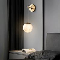 Applique murale de luxe en laiton avec LED pour chambre et couloir, en marbre naturel et alabâtre, idéale pour gîtes et hôtels