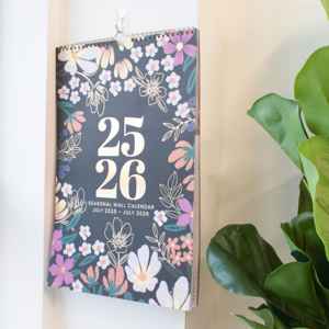 Impression personnalisée 2025-2026 Calendrier mural suspendu académique Planificateur <span class=keywords><strong>mensuel</strong></span> Organisateur de tampon - Product Image 3