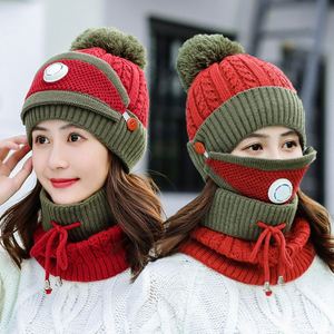 Ensemble 3 pièces bonnet tricoté hiver femme fille avec pompon fourrure, masque et écharpe en acrylique avec valve respirante - Product Image 5