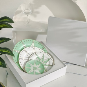 Plato de la Serie Lucky Star Compass, Chapado en Oro, de Alta Gama, Estilo Europeo, Plato Occidental de Lujo - Product Image 2