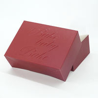 Caja de Regalo de Cartón Rígido Roja Personalizada con Laminado Mate y Embalaje de Papel Premium
