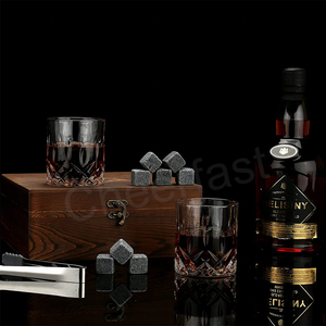 Set Regalo con Cubetti di Ghiaccio per Raffreddare il Whisky, Pietre in Granito e Bicchieri in Vetro, Confezione in Legno, MOQ Ridotto - Product Image 5