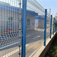 Clôture en treillis métallique 3D de 1,8 m, anti-rouille, pour la sécurité extérieure des fermes, des écoles, des cours et des stations solaires, avec modélisation 3D