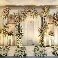 Hochzeitsblumen Luxuriöser Weißer Anpassbarer Hintergrund - Weißer Luxuriöser Blumenhintergrund für Hochzeiten & Veranstaltungen