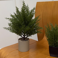 Arbre topiaire artificiel réaliste en cèdre, plante en pot de cyprès artificiel pour la décoration intérieure de la maison et du bureau, verdure artificielle de Noël