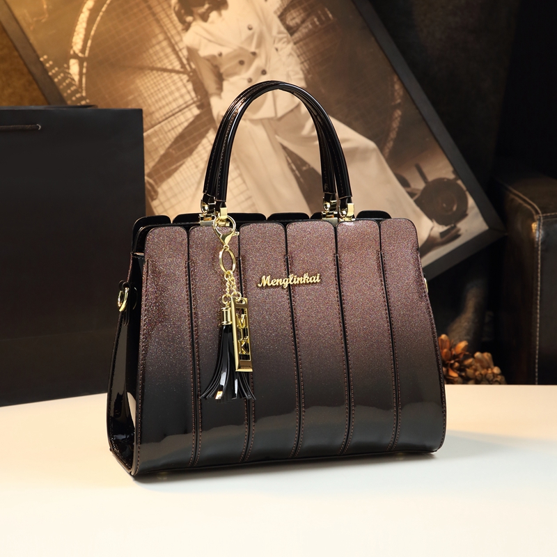 2024 Luxury Handbag - Perfect for Middle Aged Mom's Bag