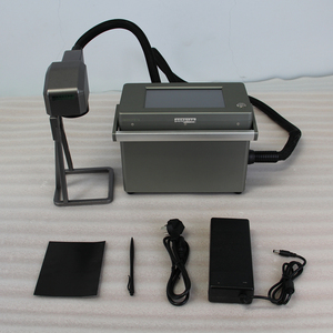 เครื่องเลเซอร์มาร์กกิ้งไฟเบอร์แบบพกพาไร้สาย แบตเตอรี่ลิเธียม ขนาดเล็ก 20W 30W 50W สำหรับแกะสลักโลหะ พลาสติก PVC - Product Image 4
