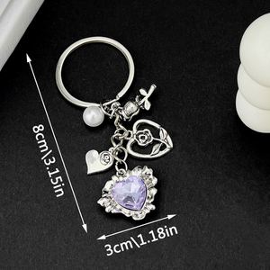 Creative butterfly Heart-shaped Metal <b>Keychain</b> Valentine's Day Gift Bag Decoration Pendant Fashion Boutique Pendant - Product Image 5
