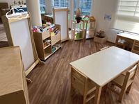 Tables et chaises d'école Montessori en bois pour tout-petits avec matériaux écologiques pour salon, crèche, maternelle et préscolaire