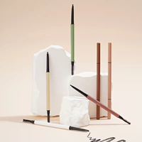 Crayon à sourcils double embout personnalisable avec logo OEM, crayon naturel végétalien pour définir et modeler, résistant à l'eau