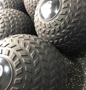 Custom Logo 2-80kg Durable PVC Tyre Tread Sand Filled Workout Slam Exercise Weight Ball for <b>Strength</b> <b>Training</b> 20kg 40kg - Product Image 4