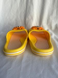 Ciabatte Gialle per Neonati con Decorazione Tigre, Antiscivolo, per Uso Domestico Estivo, Suola in EVA Spessore 20mm, Design a Punta Aperta - Product Image 3