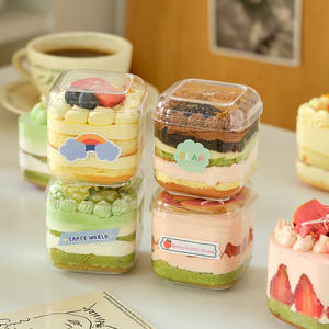 Venta al por mayor de latas personalizadas, vaso cuadrado de plástico transparente para Tartas, yogur griego, fruta, Mousse, caja para Tartas, vaso de embalaje con tapa, vasos cuadrados de plástico - Product Image 1