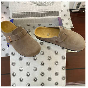 Sabots & Mules Unisexe De Luxe En Cuir Véritable Mules Femme Sportif Léger Doux Sabots Avec Slip-on Style Birkenstocks Femme - Product Image 1