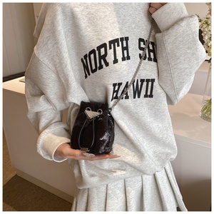 Rhinestone Luxurious Women's Pearl Bag Wedding Clutch Bag Single Shoulder <b>Purse</b> with Iron Chain Drawstring Evening Bag - Product Image 5