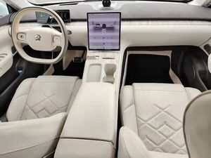 Personnalisation Intérieure 2022 2023 2024 NIO <span class=keywords><strong>ET7</strong></span> Berline Électrique de Luxe à Grande Autonomie AWD Exécutive à Quatre Roues Motrices - Product Image 3
