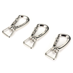 Personalizar bolsa <span class=keywords><strong>de</strong></span> broche <span class=keywords><strong>de</strong></span> langosta gatillo Metal <span class=keywords><strong>de</strong></span> aleación <span class=keywords><strong>de</strong></span> zinc escalar montañas giratorio <span class=keywords><strong>gancho</strong></span> - Product Image 3