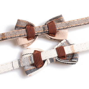 Nuevo <span class=keywords><strong>Collar</strong></span> para Mascotas, Conjunto Británico de Dos Piezas con Lazo, Pañuelo Triangular y Campana, Cierre con Hebilla y Patrón a Cuadros, <span class=keywords><strong>Collar</strong></span> para Gatos - Product Image 5