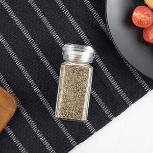 Couvercle à secouer en plastique LFGB certifié logo personnalisé 4oz vide <span class=keywords><strong>poche</strong></span> carrée salière et poivrière avec bouteille en verre salière - Product Image 3