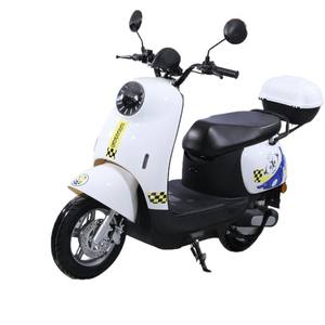 Sepeda Motor Listrik Skuter Roda Dua Cross-border Small Golden Turtle Bertenaga Baterai Rem Cakram Kecepatan Maksimum 25km/jam Mampu Menanjak Bukit - Product Image 1