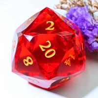 Dés à facettes en résine D20 de 50 mm, faits à la main, à bords vifs, couleur rouge rubis, avec inscription dorée, pour D&D Pathfinder-DD-9