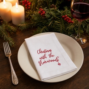Napperons et serviettes en lin 100% brodés à la main pour Noël, idéaux pour hôtels, festivals et banquets (vente en gros) - Product Image 1