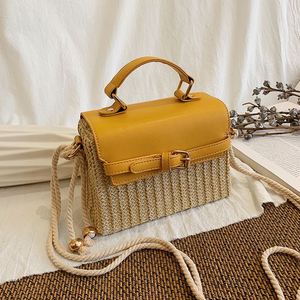 Sac à bandoulière en paille tressé simple pour l'été, petit sac carré en rotin pour femme - Product Image 3