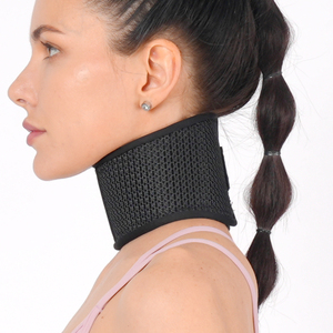 Collare Cervicale Vertebrae Wrap per Dolore al Collo da Nervo Compresso e Supporto, Postura, Pressione sulla Colonna Vertebrale durante il Sonno - Product Image 2