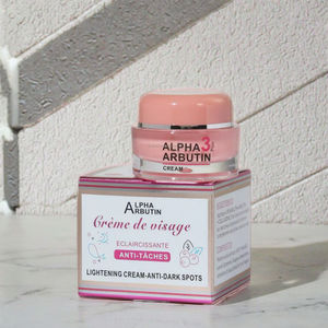 Crème Correctrice de Taches à la Vitamine C ODM Cosmétique avec Acide Hyaluronique, Blanchissante, Anti-Rides, Anti-Âge pour Peaux Normales - Product Image 3