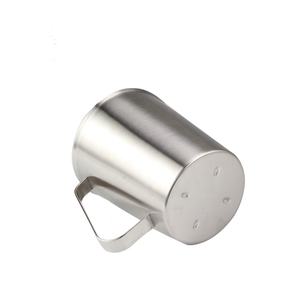 ถ้วยตวงสแตนเลสพร้อมหูจับและขีดบอกปริมาตร สำหรับทำลาเต้อาร์ตและเทน้ำ - Product Image 5