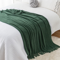 Hersteller OEM Niedriger MOQ Weiche Gemütliche Dicke Gerippte Chenille-Strickdecke für Sofa Bett Wohnzimmer