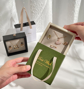 Custom sliding drawers paper handle luxury jewelry packaging cute slider paper gift box for necklace jewelry package