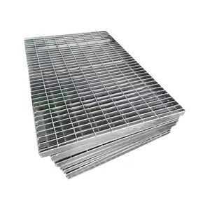 High quality metal material products Heavy steel floor grille/concrete steel grille gutter cover