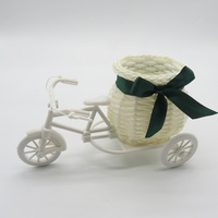 Mini Bonsaï Vélo Décoratif en Plastique, Pot de Fleurs Artificiel Écologique Moderne pour Mariages - Meilleures Ventes