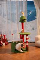 Arbre à chat de Noël avec condo, poteaux à gratter en sisal, mobilier interactif pour chat, centre d'activités