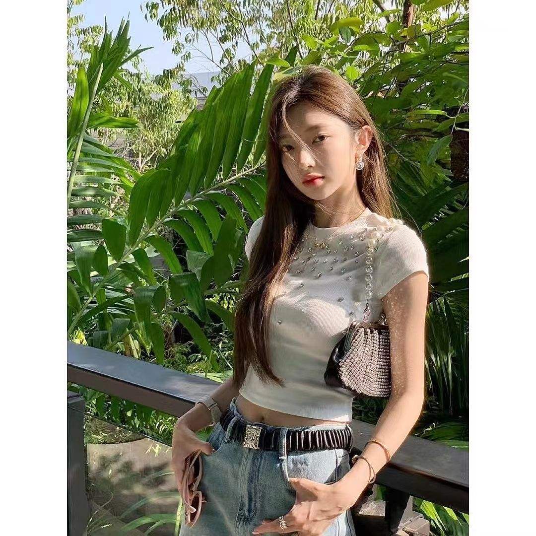 สีขาว-คุณภาพสูง