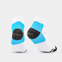 Calcetines de Compresión Profesionales para Correr, Deportes al Aire Libre, Soporte Muscular, Nailon 80%, Diseño con Bloques de Color, para Hombres y Mujeres, Deportivos